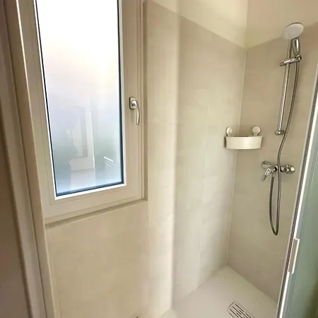 Casetta Rossa * 梅泽格拉